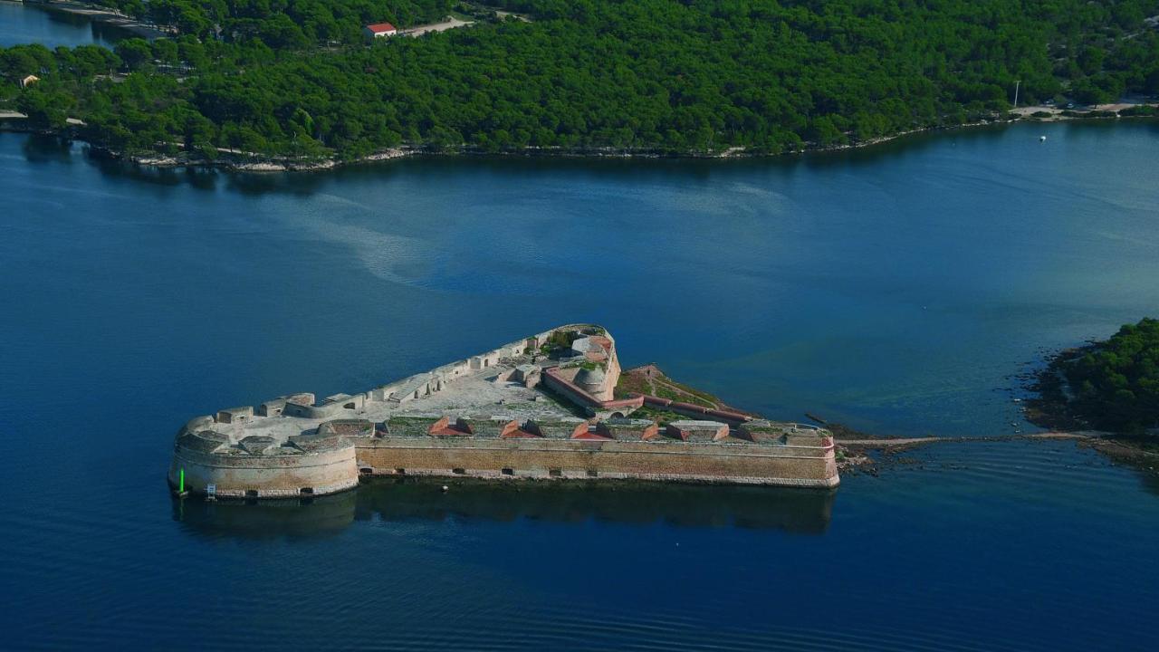 Luka III Apartment Šibenik Exterior foto